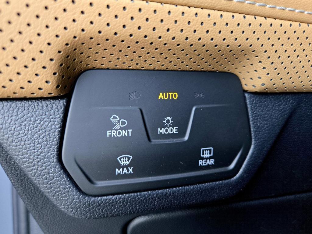 new 2025 Volkswagen Atlas Cross Sport car, priced at $48,890