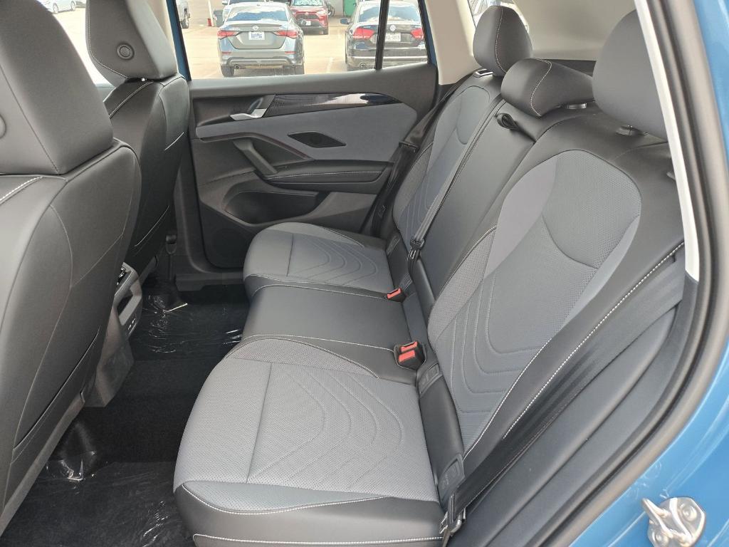 new 2025 Volkswagen Tiguan car, priced at $32,689