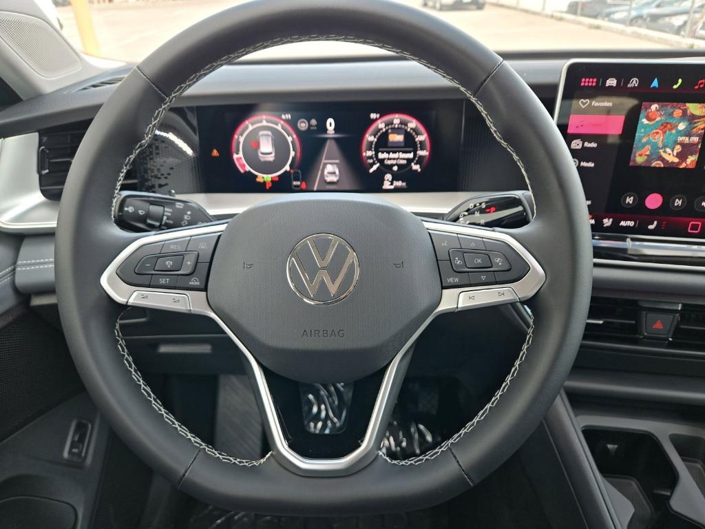 new 2025 Volkswagen Tiguan car, priced at $32,689