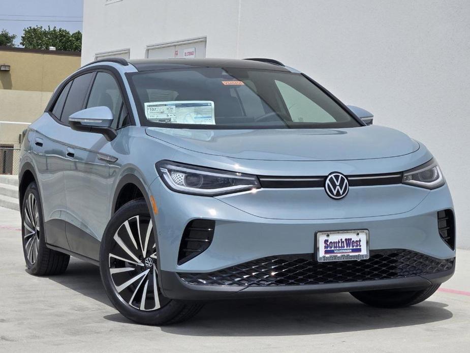 new 2024 Volkswagen ID.4 car, priced at $41,329