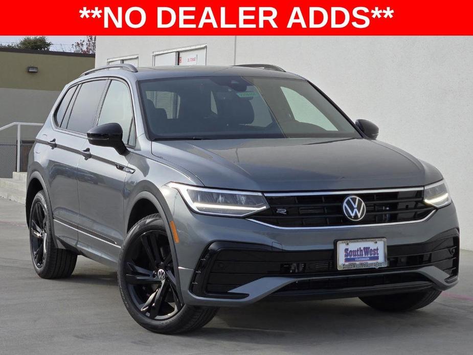 new 2024 Volkswagen Tiguan car, priced at $32,001