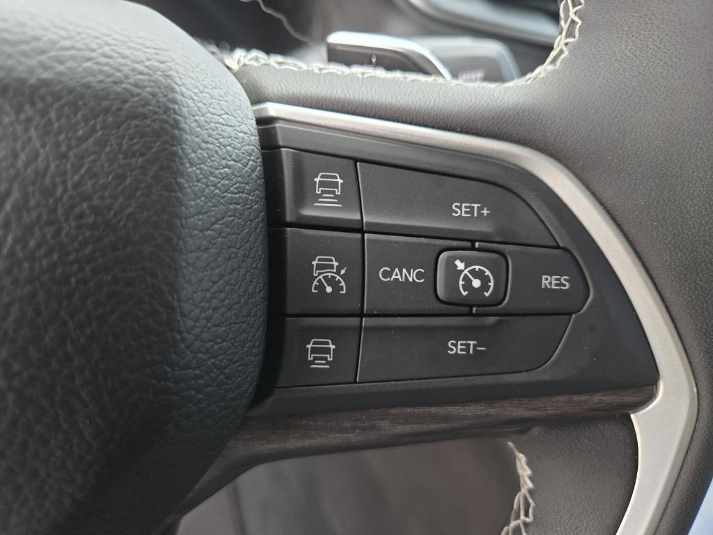 used 2023 Jeep Grand Cherokee L car, priced at $31,882