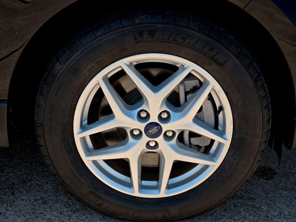 used 2022 Ford Edge car, priced at $25,368