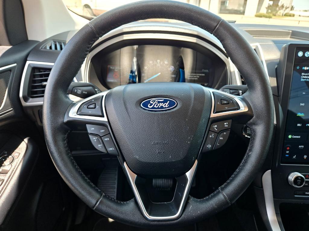 used 2022 Ford Edge car, priced at $25,368