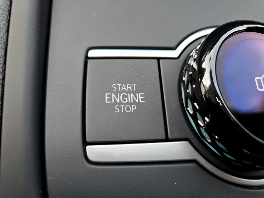 new 2025 Volkswagen Tiguan car, priced at $31,396