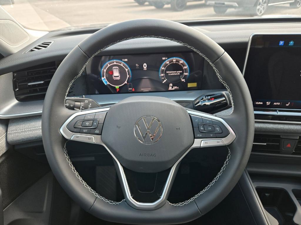new 2025 Volkswagen Tiguan car, priced at $28,797