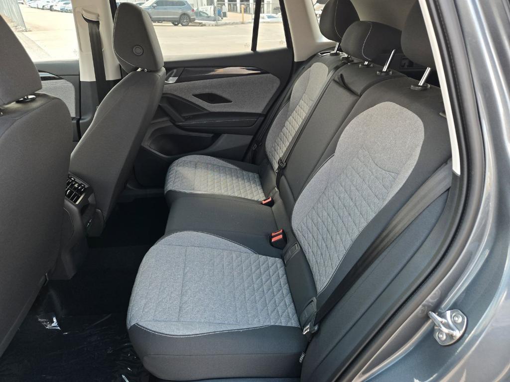 new 2025 Volkswagen Tiguan car, priced at $28,797