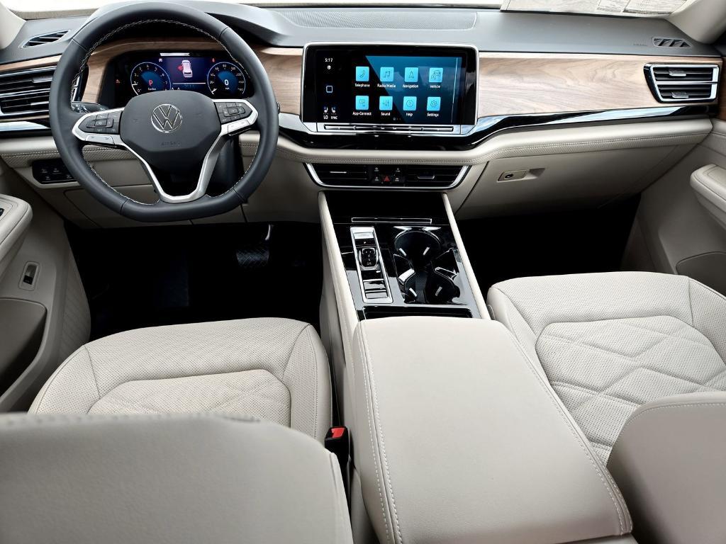 new 2025 Volkswagen Atlas car, priced at $43,149