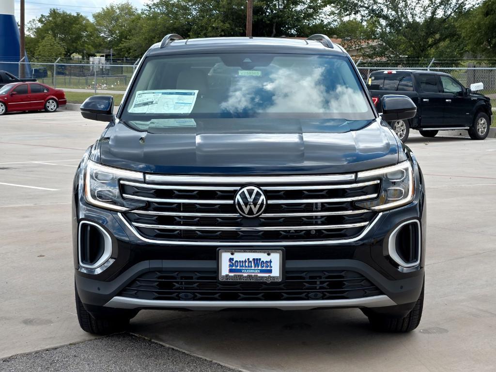 new 2025 Volkswagen Atlas car, priced at $43,149