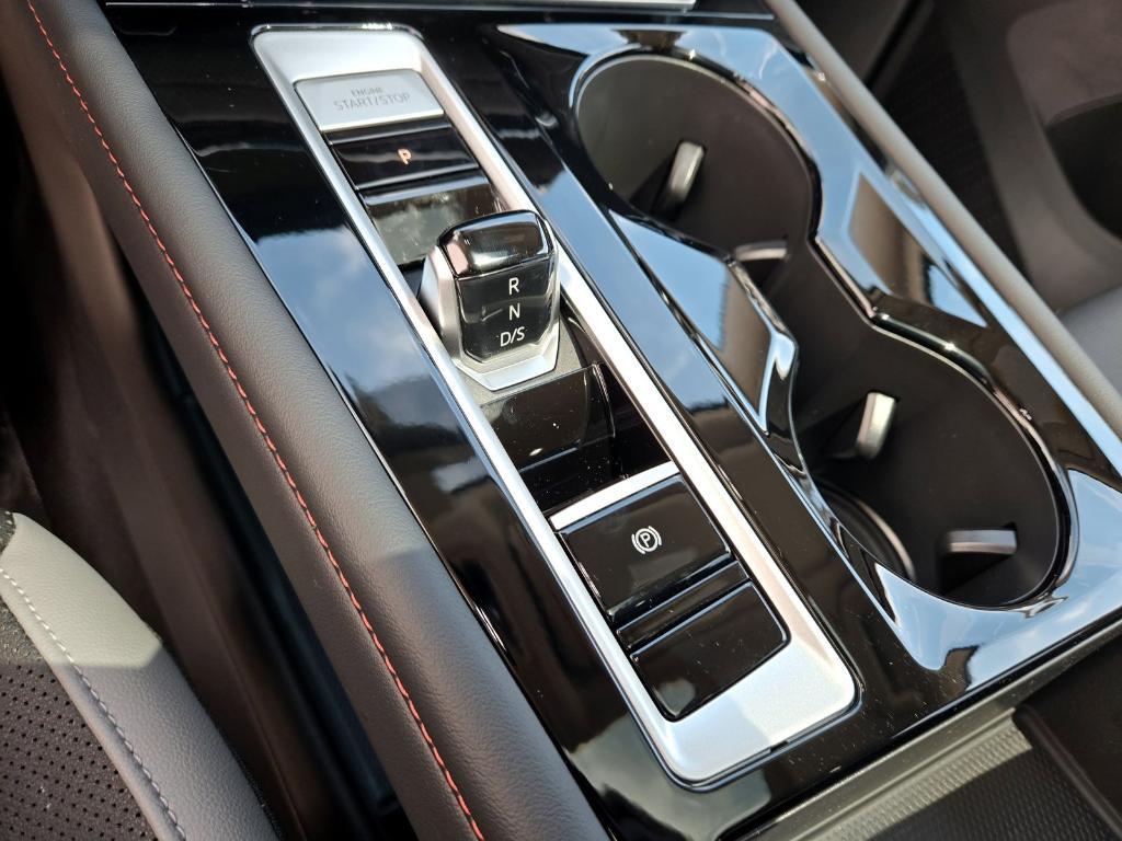 new 2025 Volkswagen Atlas car, priced at $44,849