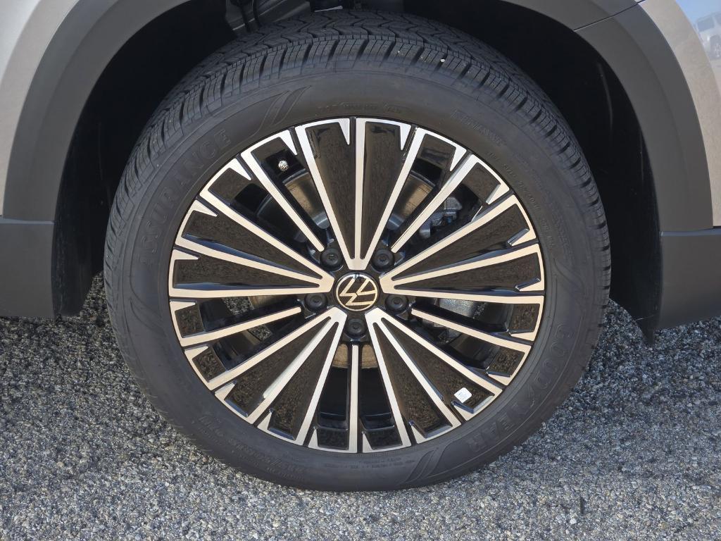 new 2025 Volkswagen Taos car, priced at $26,678