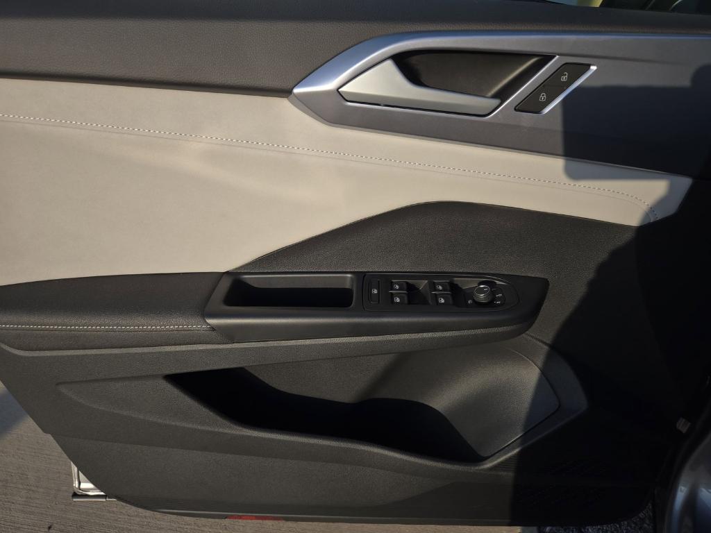new 2025 Volkswagen Taos car, priced at $26,678