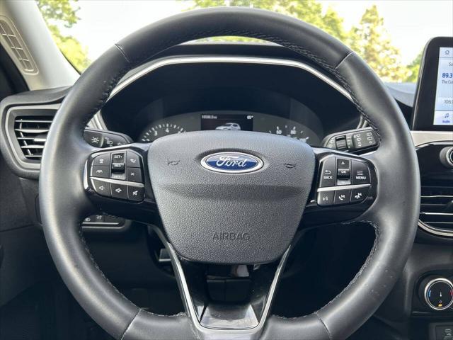 used 2022 Ford Escape car, priced at $19,995