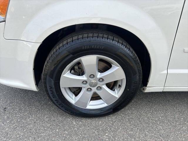 used 2013 Dodge Grand Caravan car, priced at $4,995