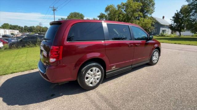 used 2018 Dodge Grand Caravan car