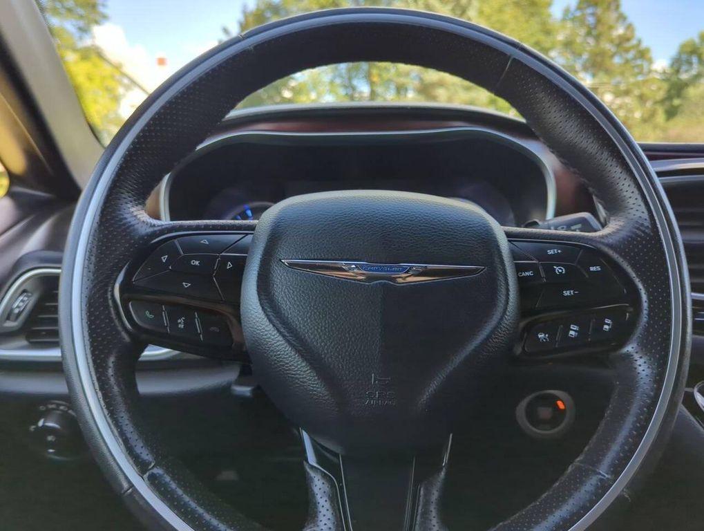 used 2020 Chrysler Pacifica Hybrid car, priced at $26,494