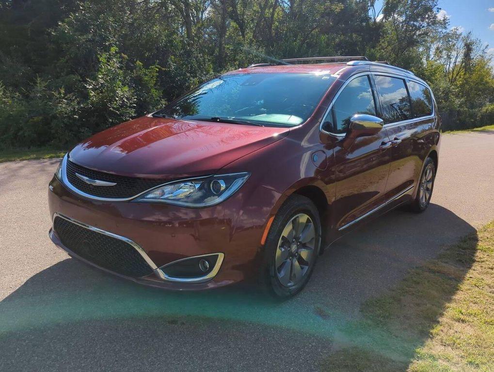 used 2020 Chrysler Pacifica Hybrid car, priced at $26,494