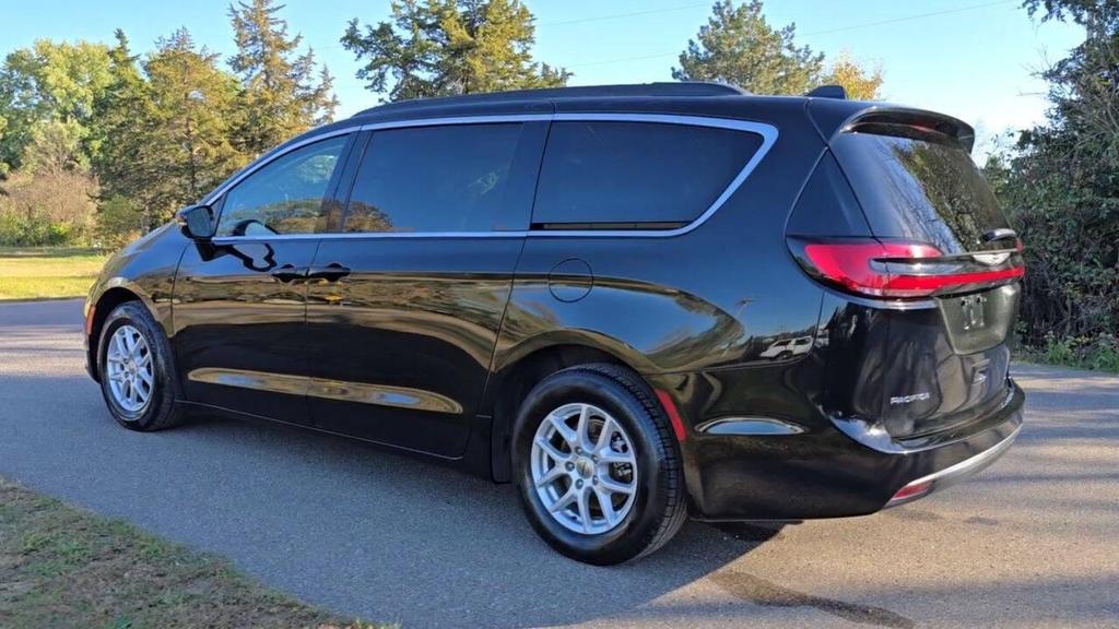used 2022 Chrysler Pacifica car, priced at $20,522