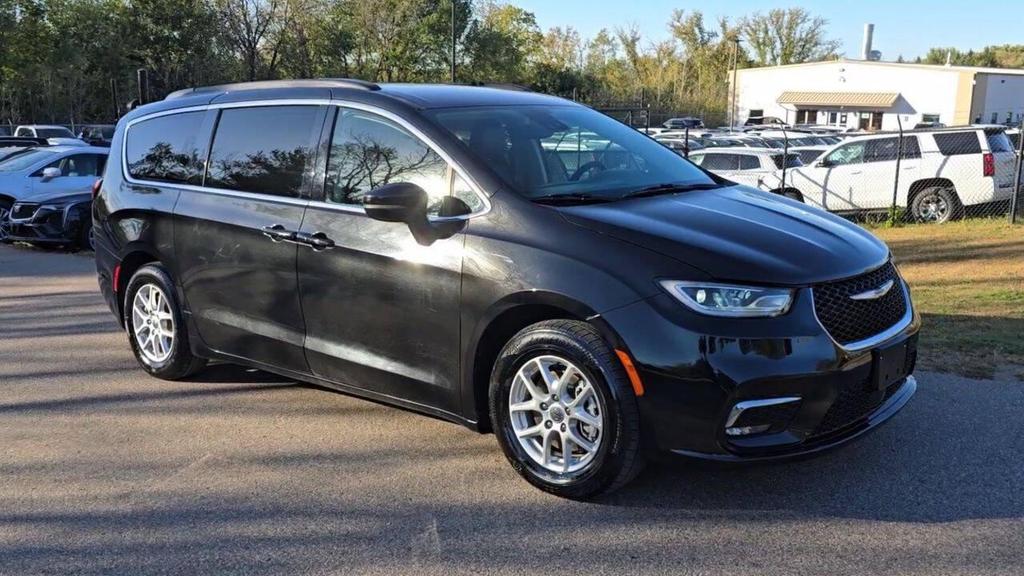 used 2022 Chrysler Pacifica car, priced at $20,522