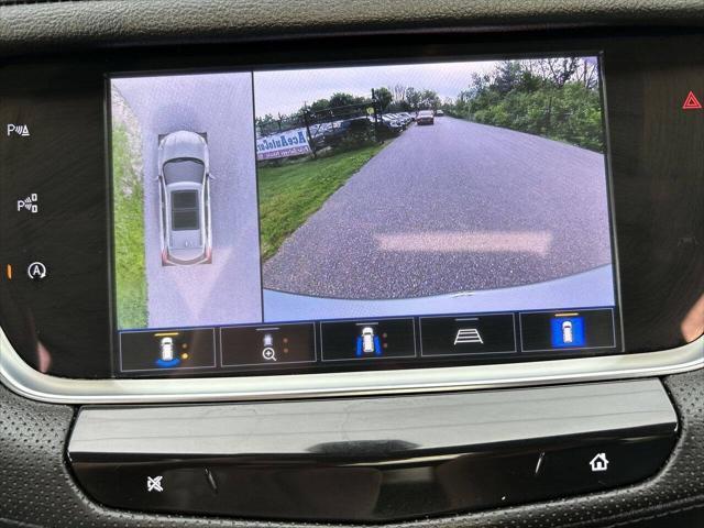 used 2024 Cadillac XT5 car, priced at $36,990