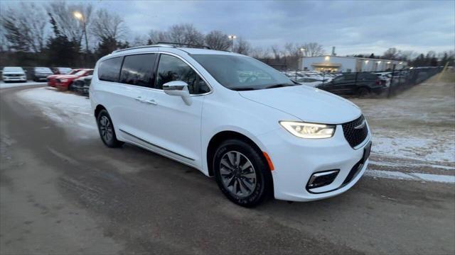 used 2021 Chrysler Pacifica Hybrid car, priced at $28,881