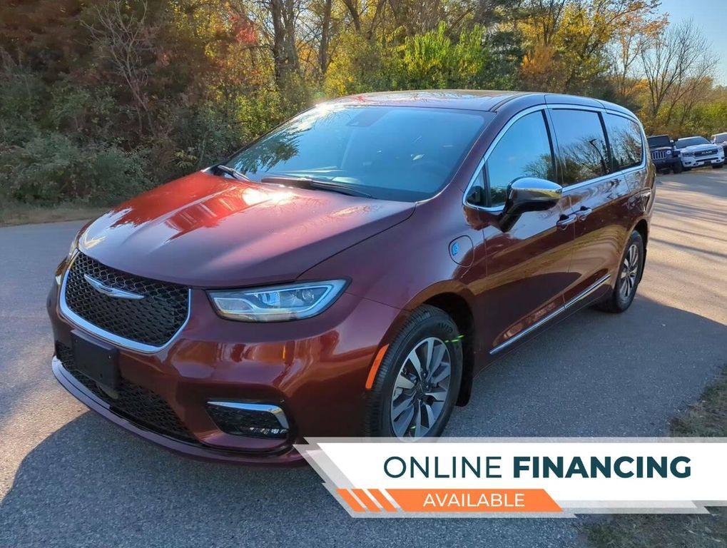 used 2023 Chrysler Pacifica Hybrid car, priced at $30,293