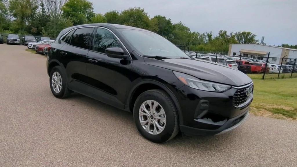 used 2024 Ford Escape car, priced at $25,327