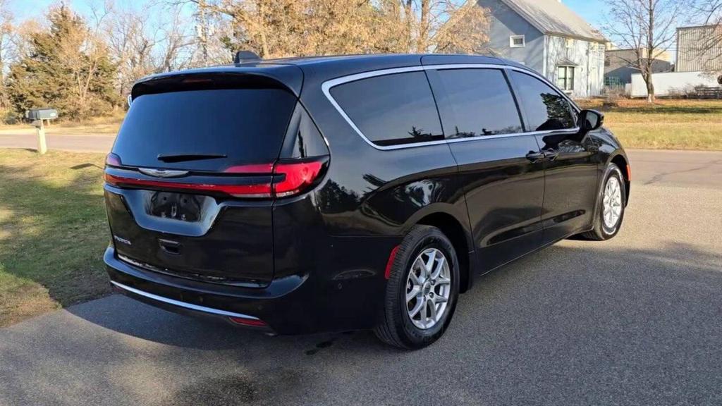 used 2023 Chrysler Pacifica car, priced at $25,734