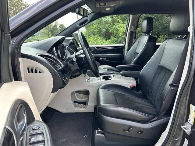 used 2019 Dodge Grand Caravan car, priced at $14,584