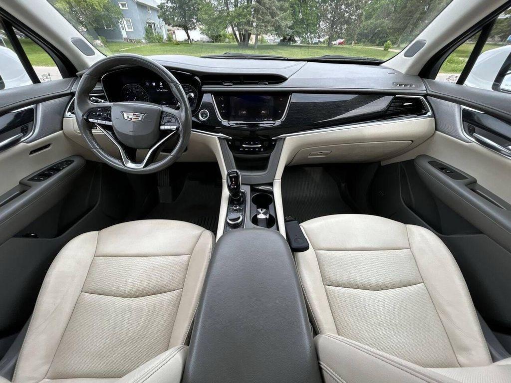 used 2022 Cadillac XT6 car, priced at $28,477