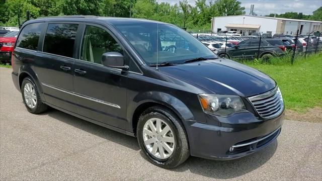 used 2014 Chrysler Town & Country car, priced at $8,491