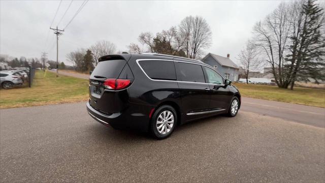 used 2018 Chrysler Pacifica car, priced at $15,877