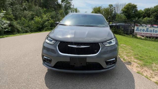 used 2025 Chrysler Pacifica car, priced at $32,520