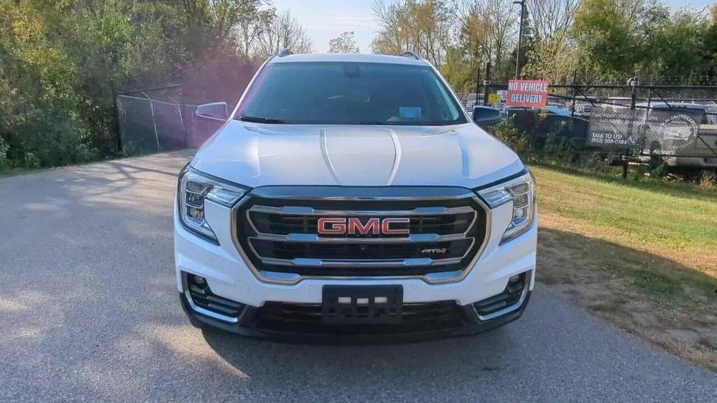 used 2024 GMC Terrain car, priced at $26,995