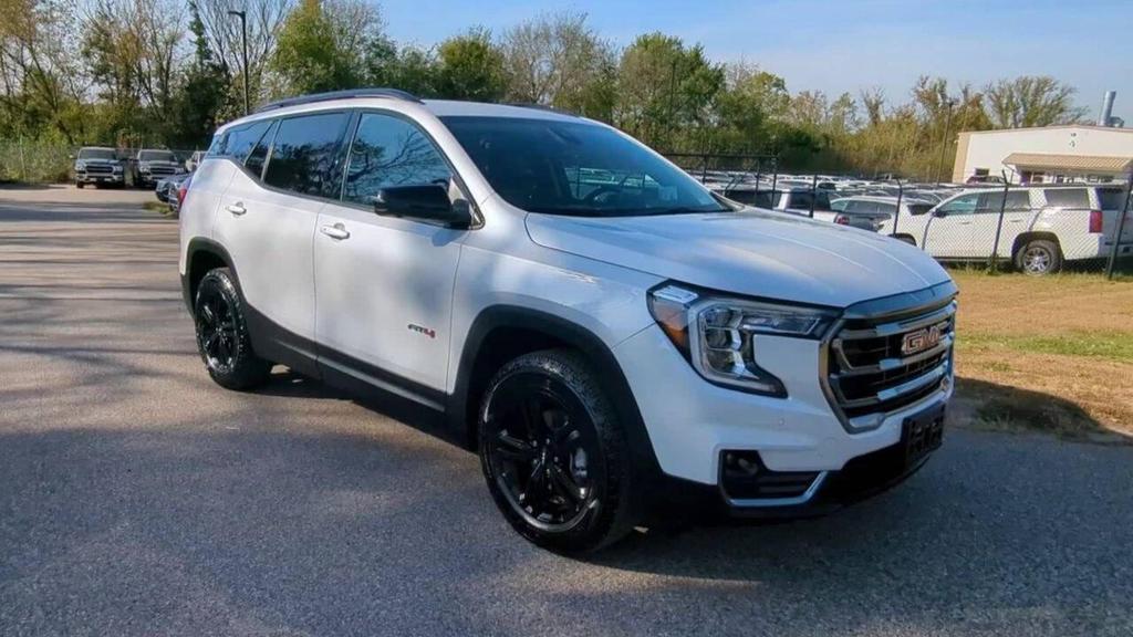 used 2024 GMC Terrain car, priced at $26,995