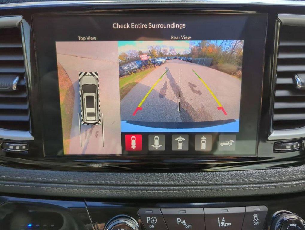 used 2023 Chrysler Pacifica Hybrid car, priced at $27,748