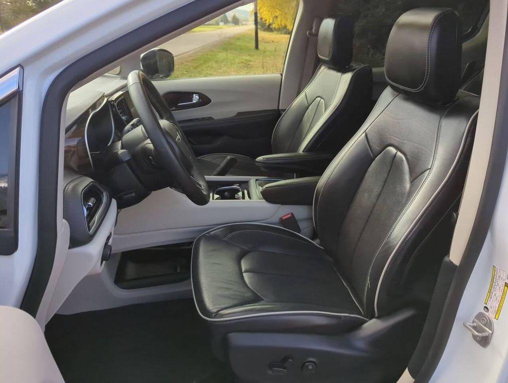 used 2023 Chrysler Pacifica Hybrid car, priced at $27,748