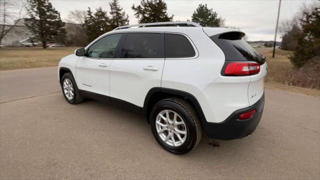 used 2017 Jeep Cherokee car, priced at $13,390