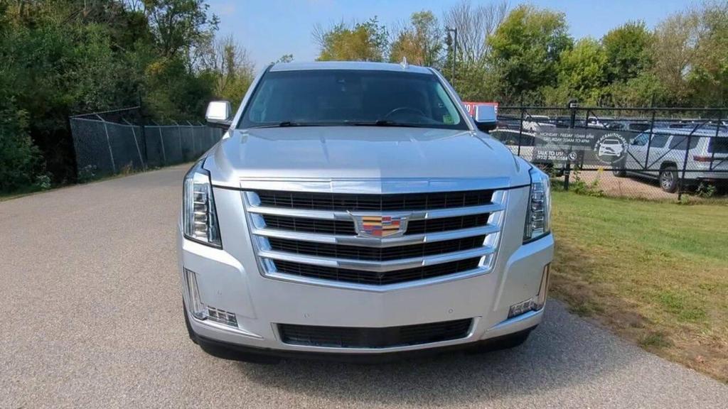 used 2018 Cadillac Escalade ESV car, priced at $29,115