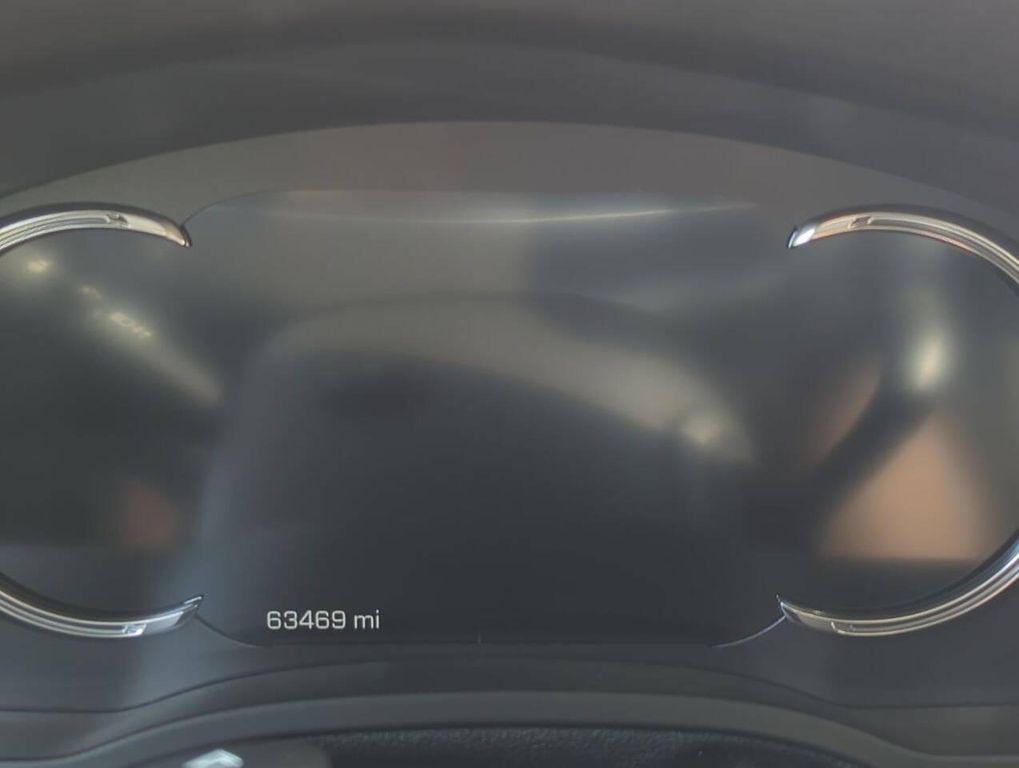 used 2018 Cadillac Escalade ESV car, priced at $29,115