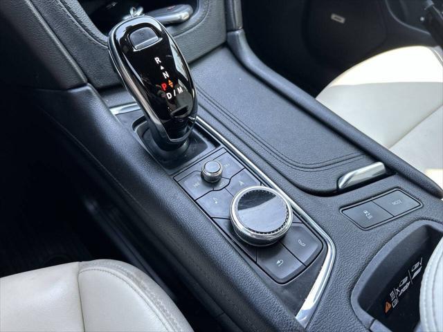 used 2021 Cadillac XT6 car, priced at $27,990