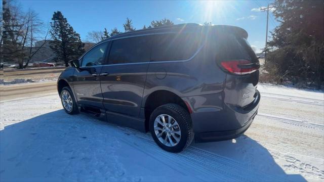 used 2021 Chrysler Pacifica car, priced at $34,256