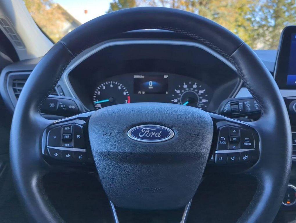 used 2022 Ford Escape car, priced at $19,423