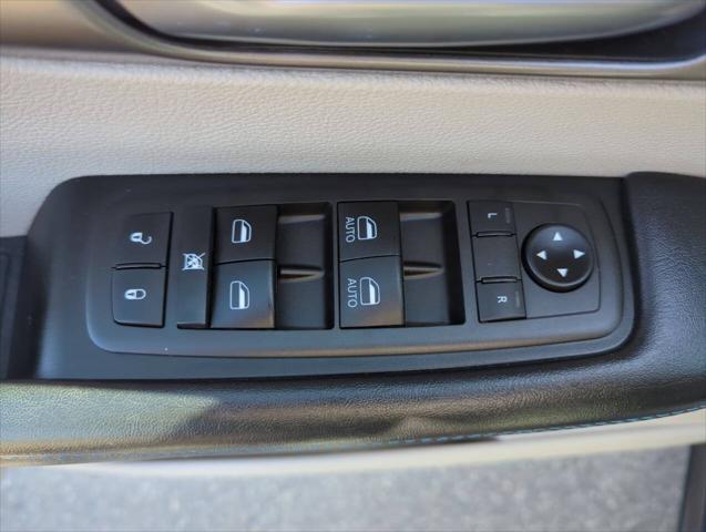used 2021 Chrysler Pacifica car, priced at $20,995