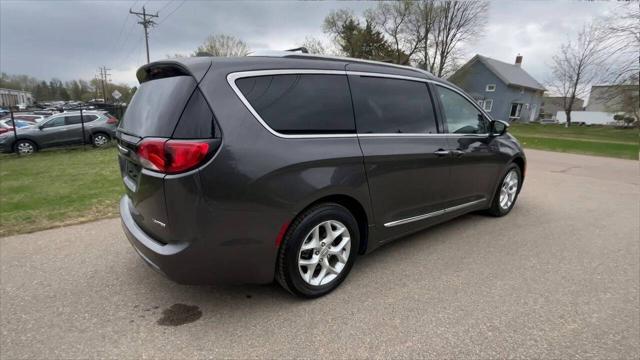 used 2020 Chrysler Pacifica car, priced at $19,995