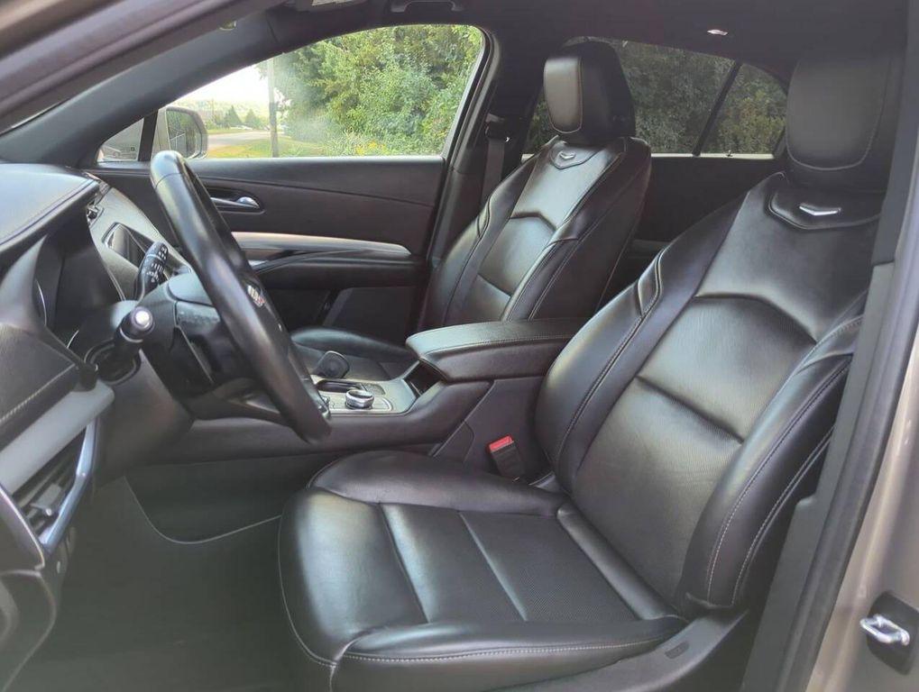 used 2020 Cadillac XT4 car, priced at $23,995