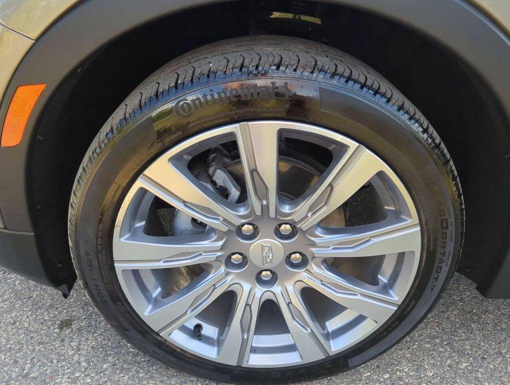 used 2020 Cadillac XT4 car, priced at $23,995