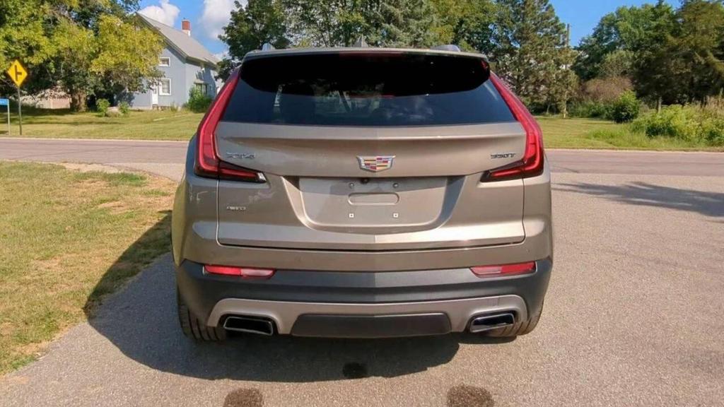 used 2020 Cadillac XT4 car, priced at $23,995