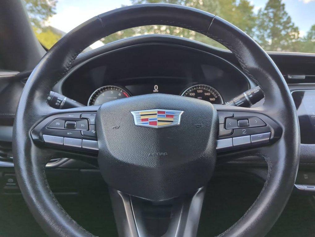 used 2020 Cadillac XT4 car, priced at $23,995