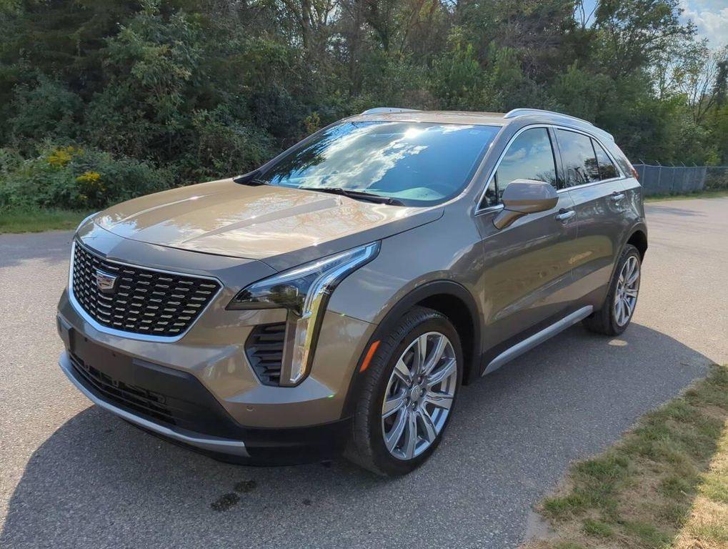 used 2020 Cadillac XT4 car, priced at $23,995